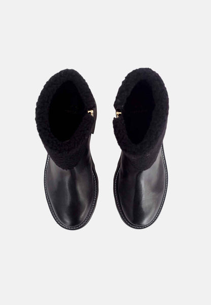 Mangará Andira Ankle Boots - Stylish Shearling Detail